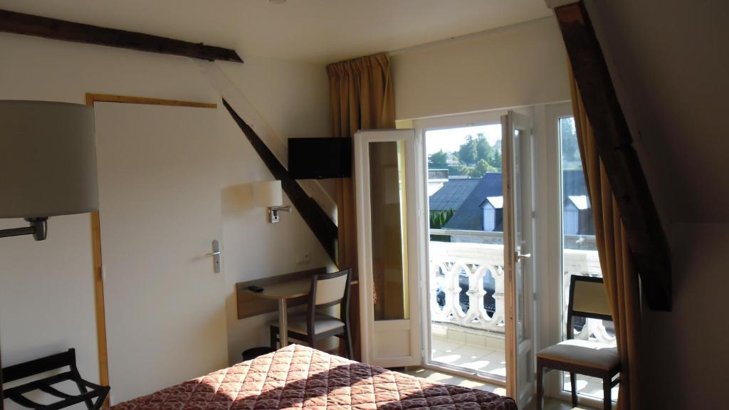 Le Grand Hotel A Ussel Ussel  Zimmer foto